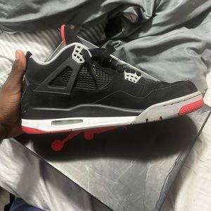 Jordan 4